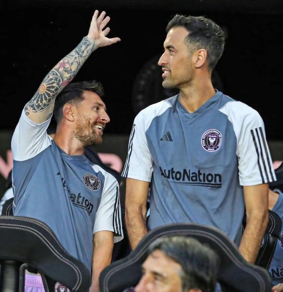 包含Ming重返赛场，领先优势明显首场状态出色，澳大利亚队观众沸腾！引发球迷热议的词条