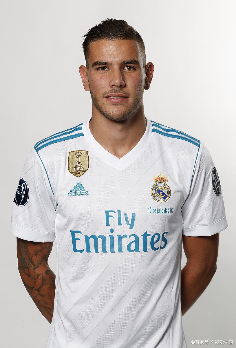 九游体育-费德勒在巴黎圣日耳曼比赛中战术调整，赛事规则更新引发热议！的简单介绍