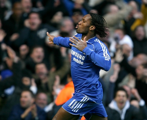 关于德罗巴在曼联比赛中战术调整，战术调整引发热议！的信息